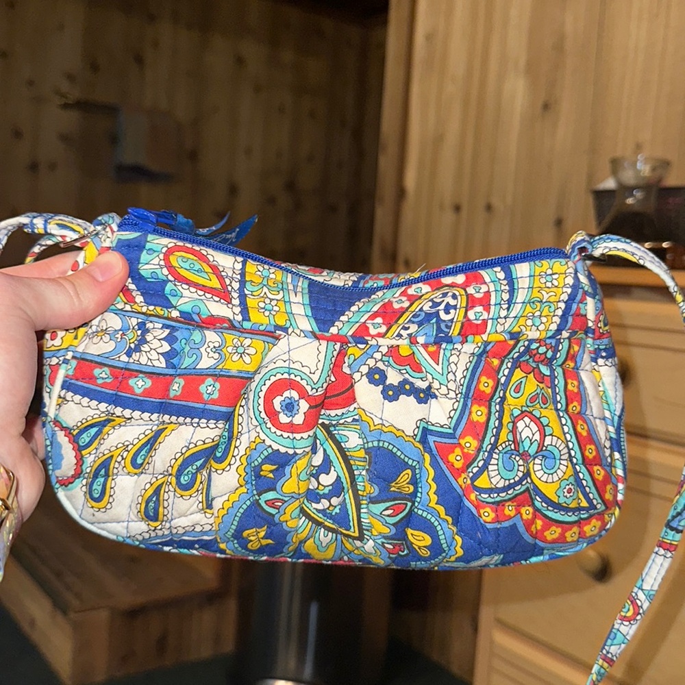 Vera Bradley crossover purse